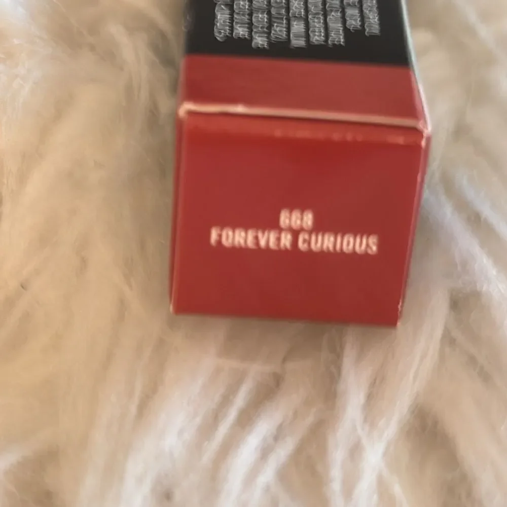 Mac matte lipstick